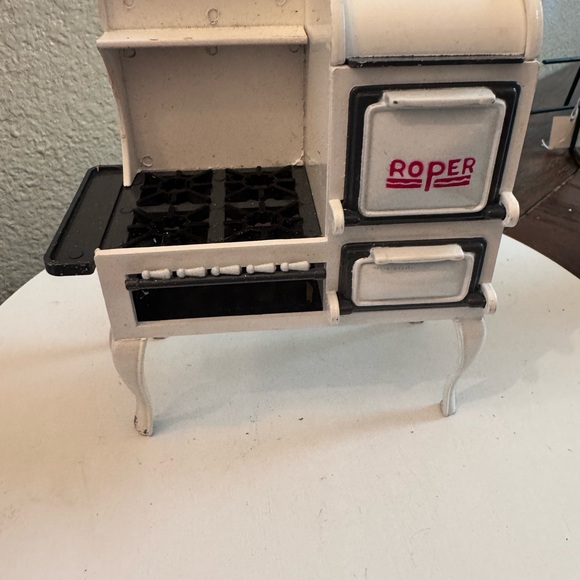 Dollhouse Roper Range Stove Oven 1920s Style 1:12 Scale Miniature Kitchen Metal - Picture 2 of 9